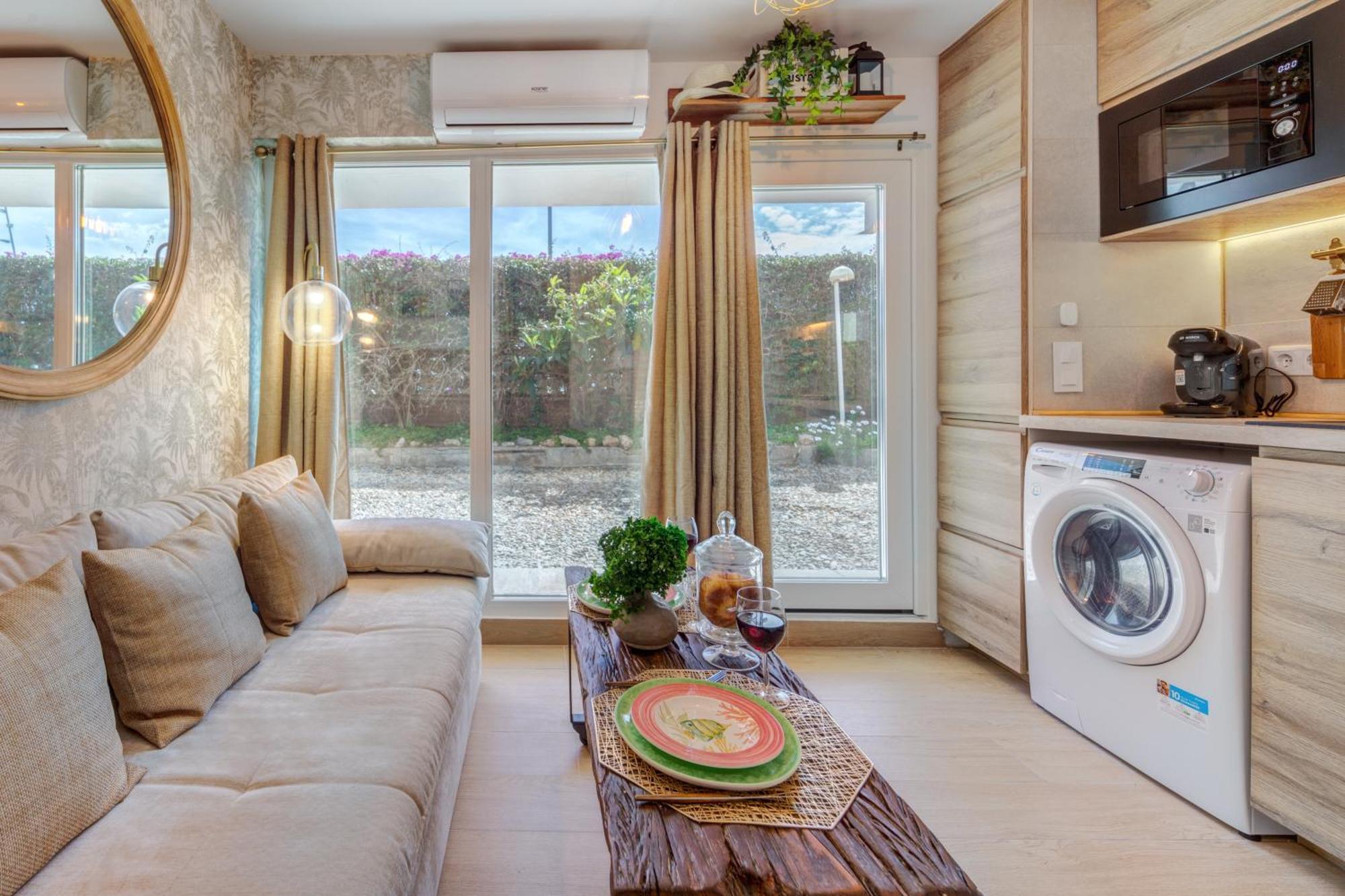 The Mini Apartman Castelldefels Kültér fotó
